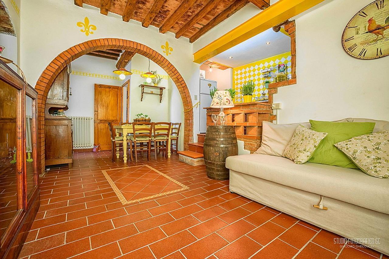 Tognazzi Casa Vacanze - Casa Il Giglio เชร์ตาลโด ภายนอก รูปภาพ