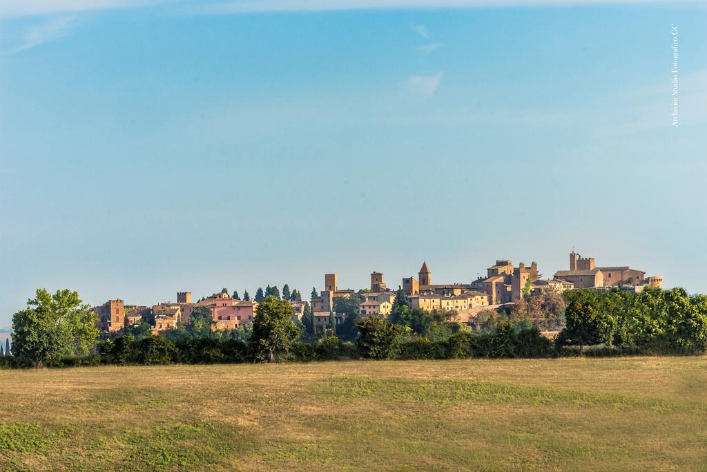 Tognazzi Casa Vacanze - Casa Il Giglio เชร์ตาลโด ภายนอก รูปภาพ