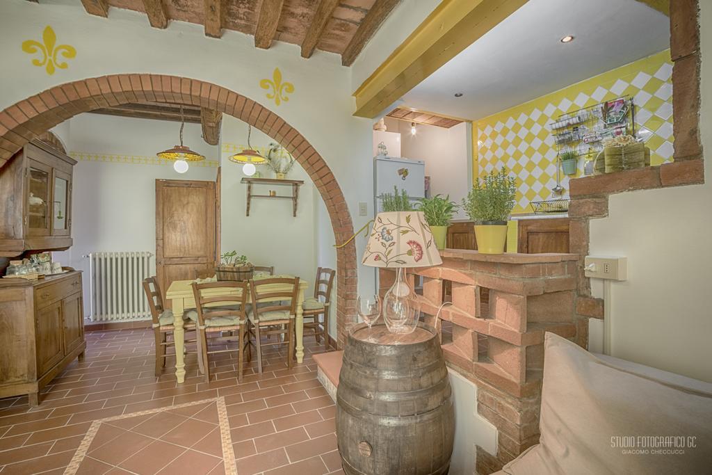 Tognazzi Casa Vacanze - Casa Il Giglio เชร์ตาลโด ภายนอก รูปภาพ